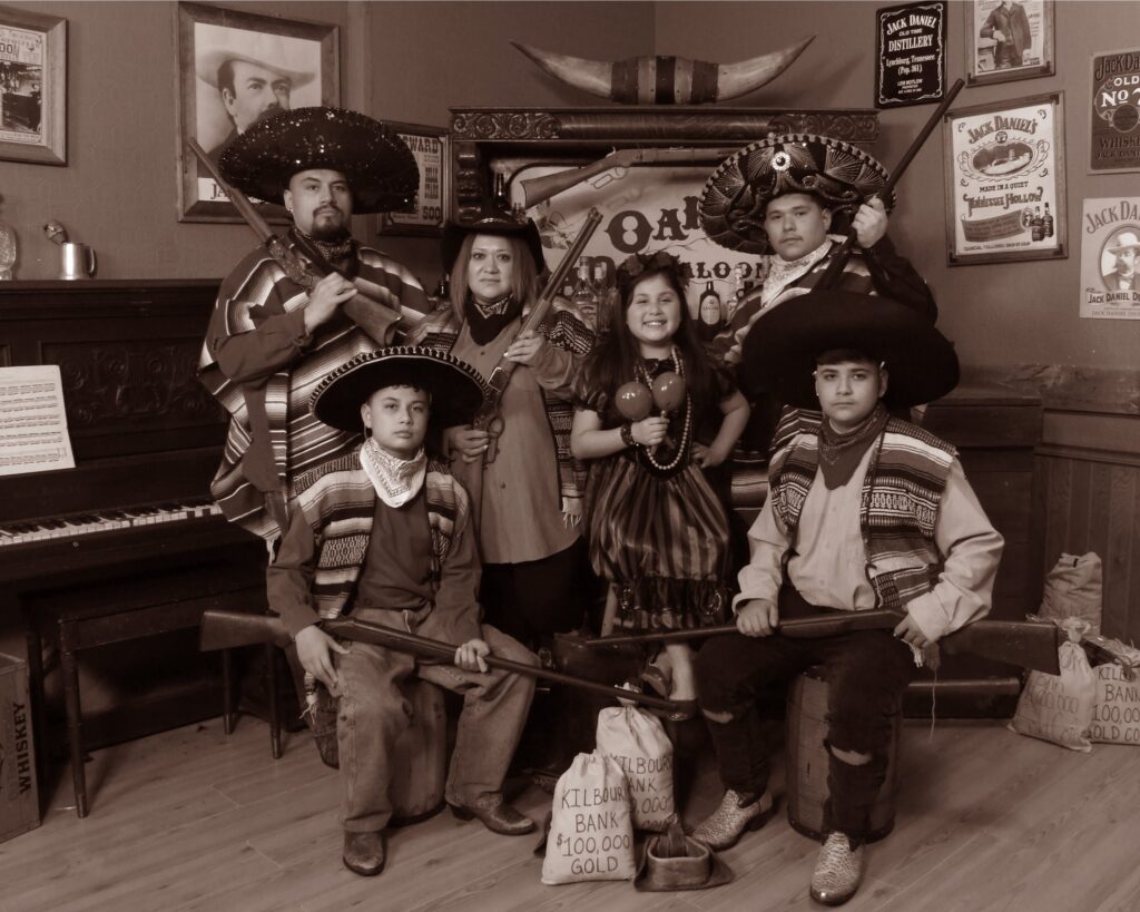 Vaqueros Gallery | Wisconsin Dells, WI